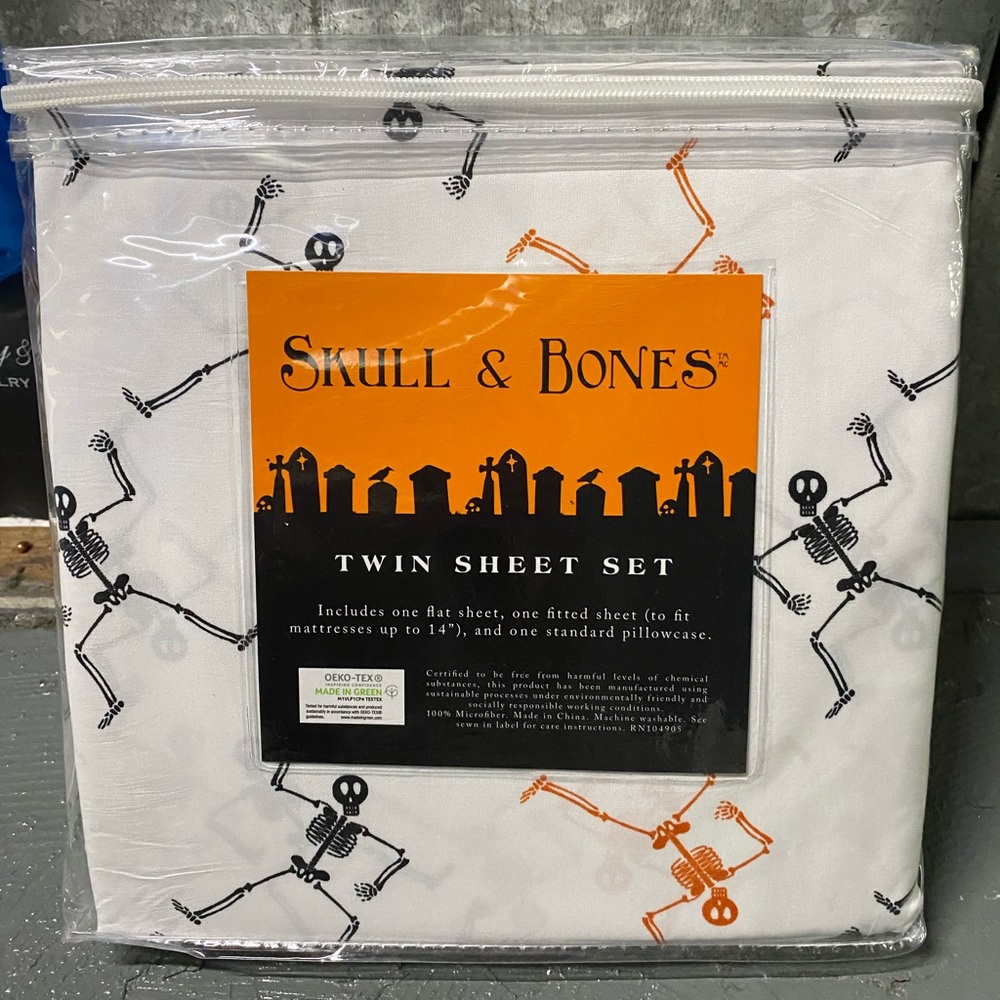 Twin Size Halloween Skeleton Bedsheets